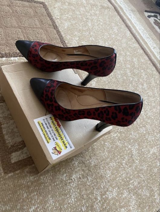 Туфлі фірмові шкіряні р. 36