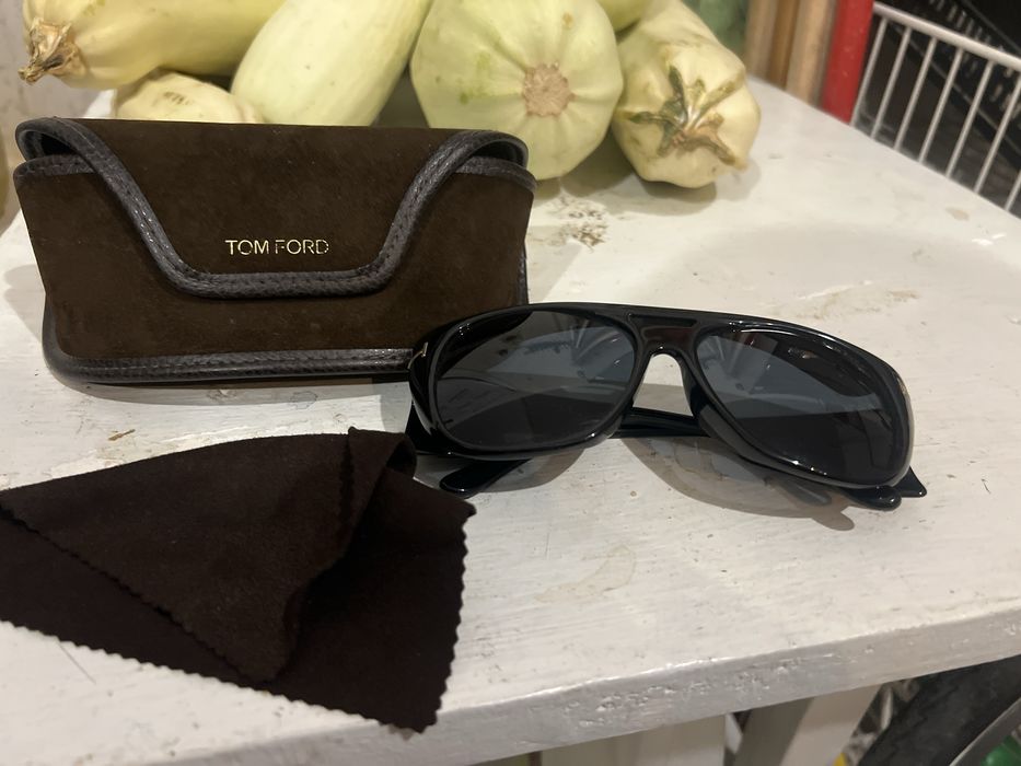 Сонцезахисні окуляри Tom Ford