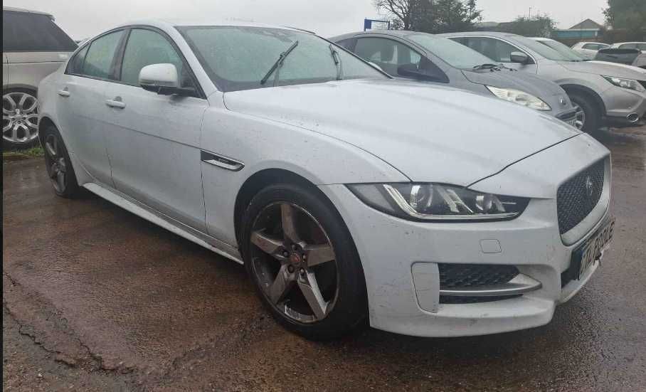 Jaguar xe 2.0 diesel R-sport