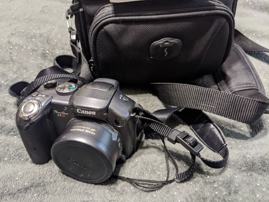 Продам цифровий фотоапарат Canon