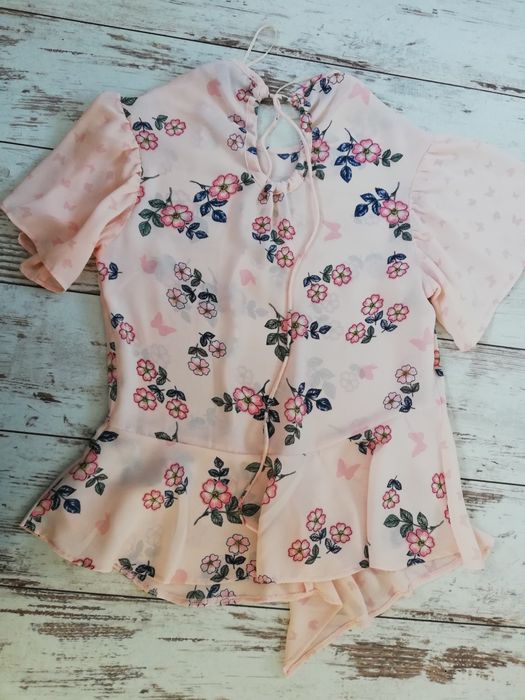 Romantyczna bluzka koszulka Atmosphere