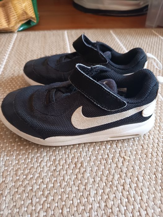 Tênis Criança Nike: Preço pelos 3 pares.