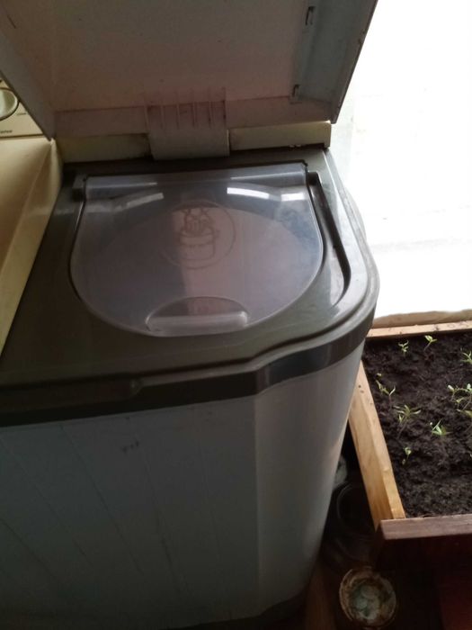 Стиральная машина стан гарний стирае гарно