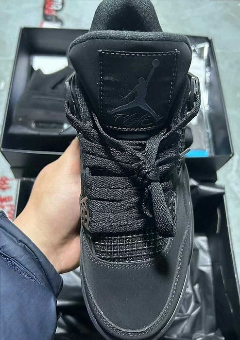 Jordan_ 4_ Retro_ Black_ Cat_ R.43