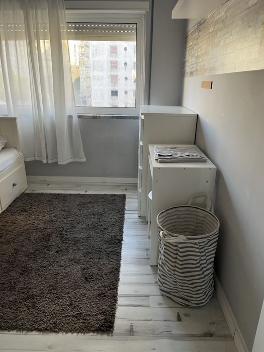 Quarto individual com despesas inclusas