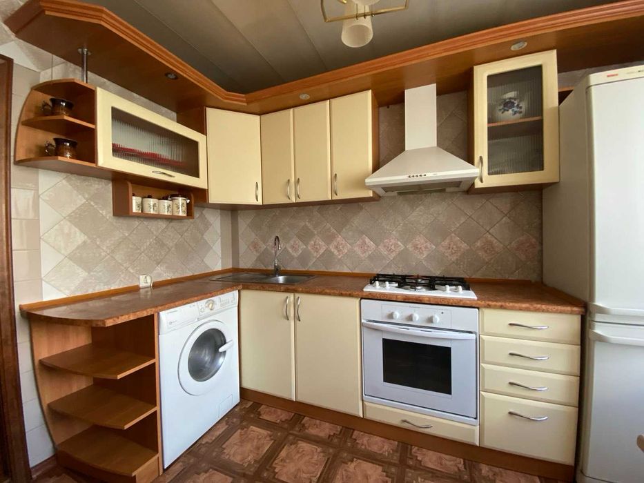 продам кухню б.в.