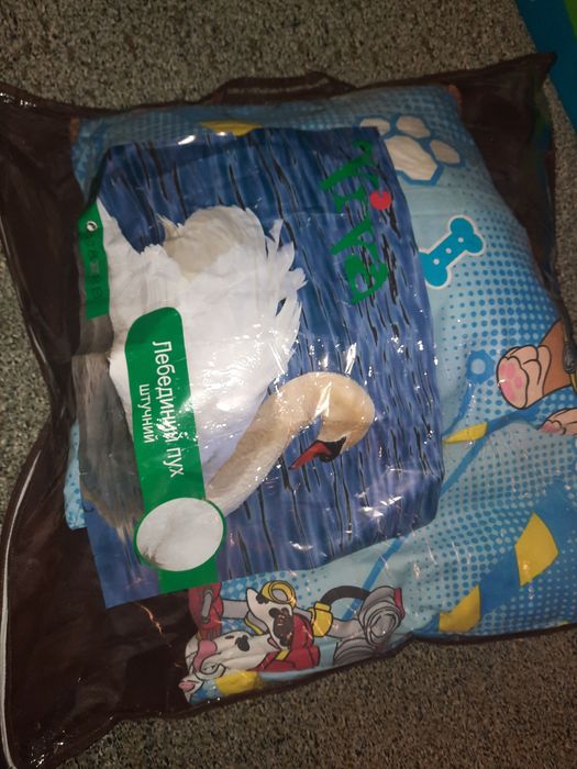 Детские подушки с наволочками 50х50см