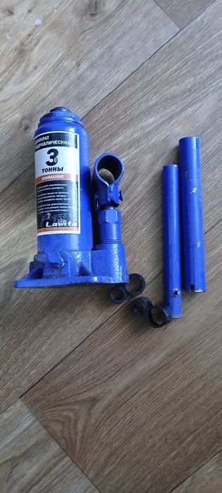 Домкрат lavita 3 тони