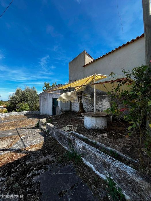 Casa para Recuperar em Mouriscas, Abrantes
