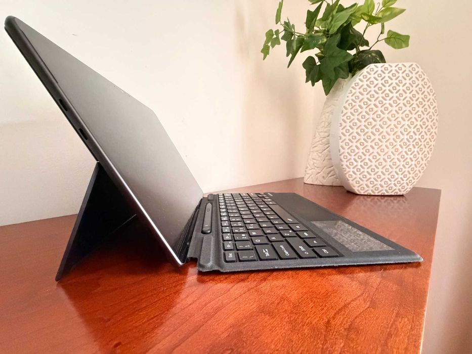 Surface Pro 9|Ecran 13" 2.8K Tactil+Caneta|i7-1265U|16G Ram|Ssd 256Gb|