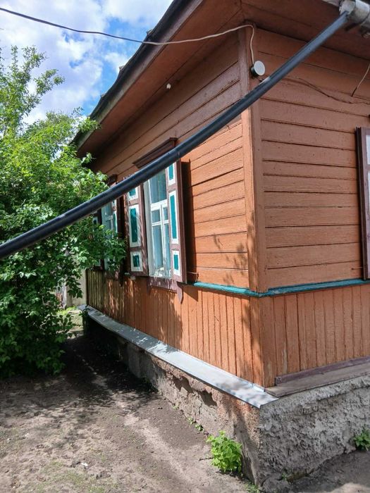 Продам будинок на ділянці 60 сот