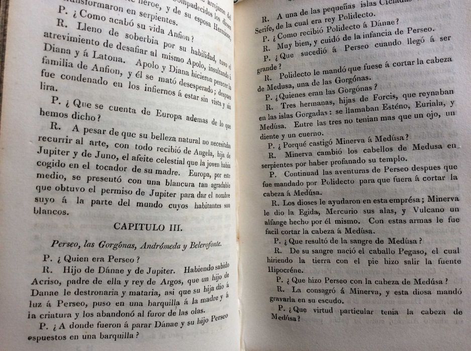 Catecismo de Mitologia. Por D. Jose de Urcullu. ( cerca de 182? )2.ª edicion. Em espanhol. Único
