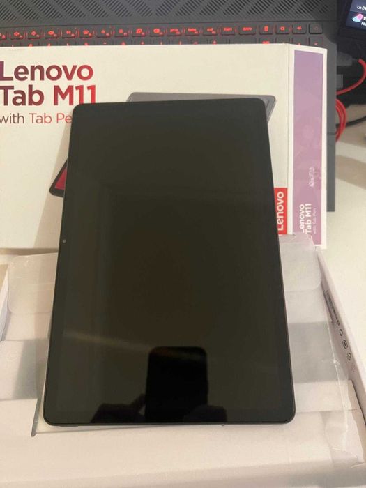 Tablet LENOVO M11 (11'' - 128 GB - RAM: 4 GB - Wi-Fi - Cinzento) + Pen