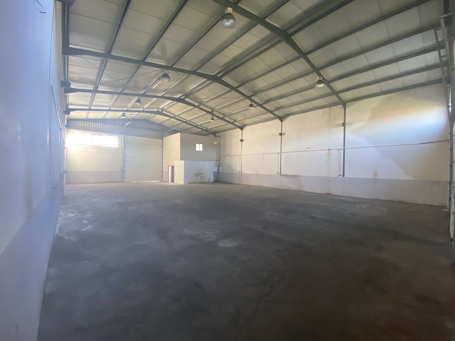 Pavilhão industrial na Moita, Marinha Grande