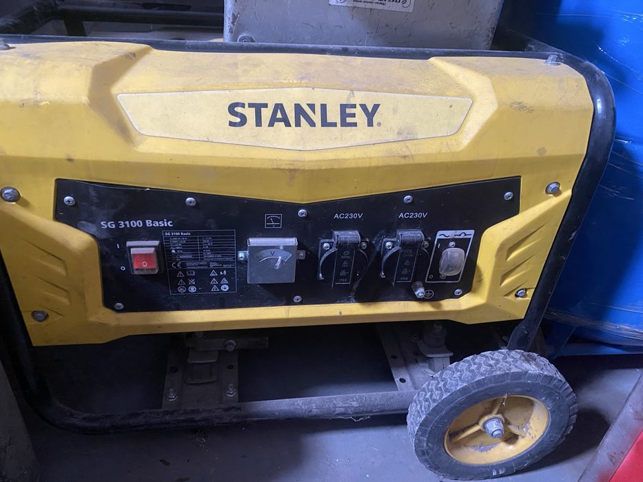 Генератор Stanley 3100