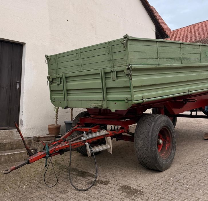 Przyczepa Bruns 8 ton 3 stronny kiper
