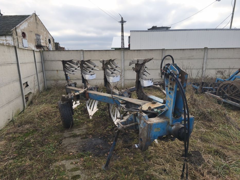 Pług Rabe Werk 4 Skiby + wał kambela