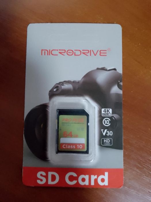 Карта пам'яті на 64gb. Нова