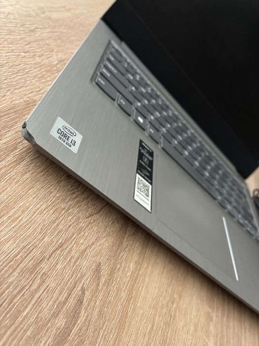lenovo ideapad 3 14iil05 i3 8GB ram 256SSD
