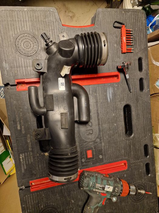 rura do filtra powietrza Jeep Wrangler JL 2.0T również 4xe