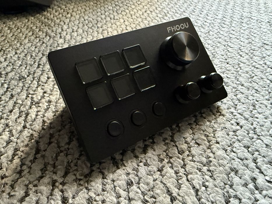 Stream deck desk fhoou stream sim racing