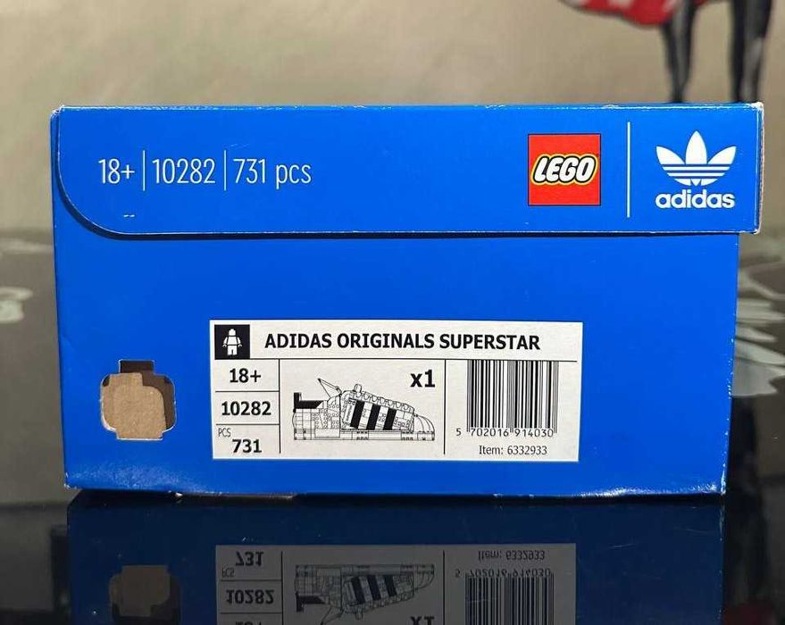 Конструктор LEGO ICONS 10282 Кросівки adidas Originals Superstar