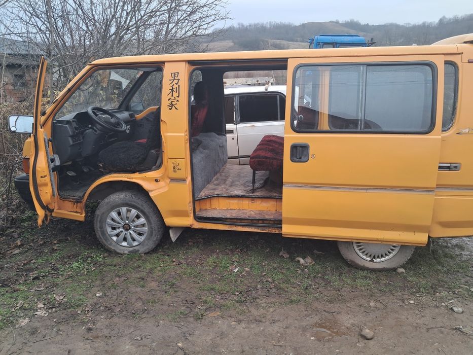 Продам Mitsubishi l 300