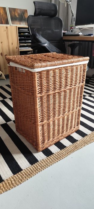 Kosz wiklinowy na pranie
