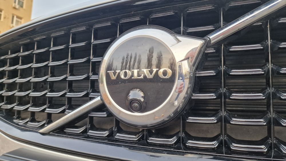 Volvo V90 T8 R-Design Plus  AWD PHEV 395 Hybrid