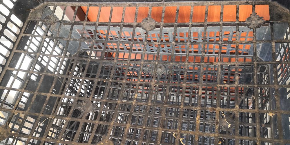 7 caixotes 60 cm x 39 cm X 20 cm