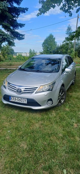 Toyota Avensis t27