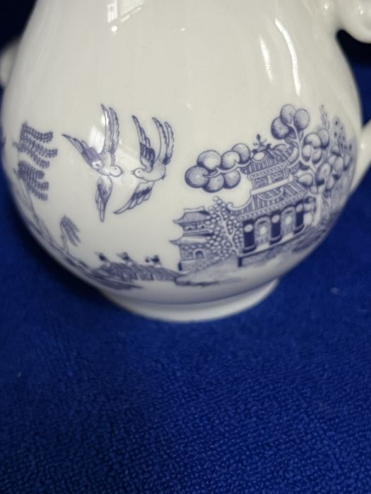 Serviço  de cafe Spal