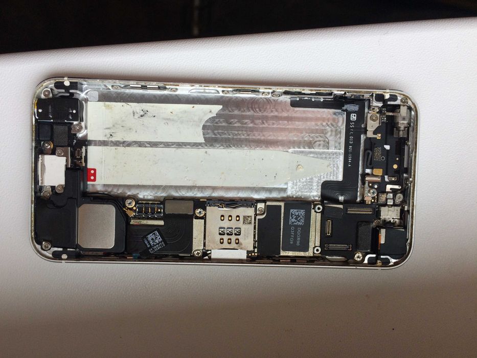 Запчастини iPhone 5s