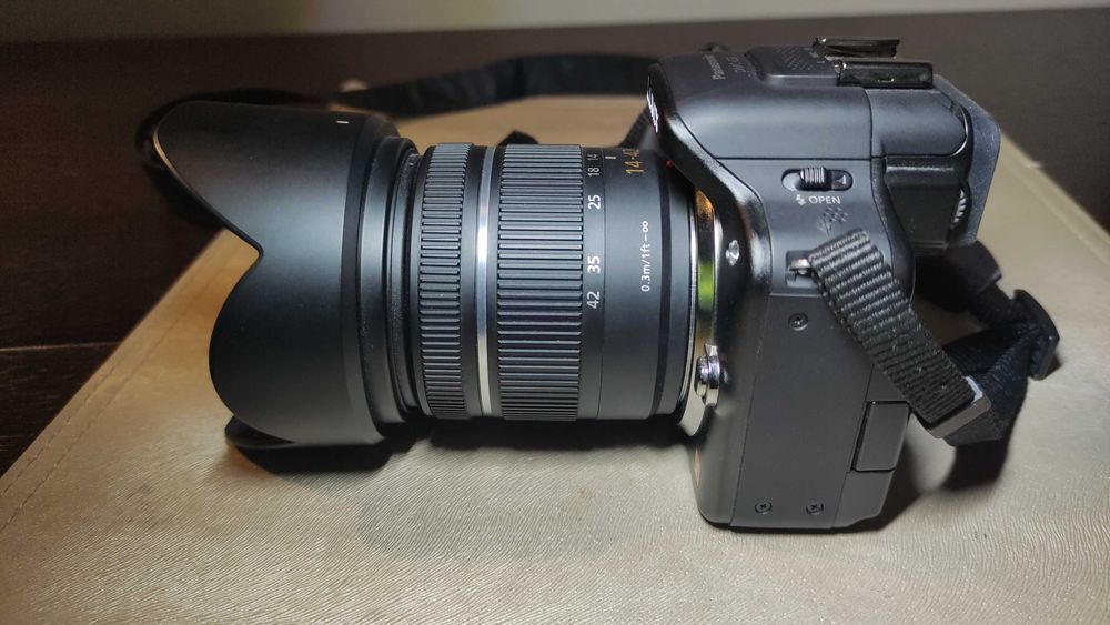 Aparat Panasonic Lumix DMC-G3, komplet, bezlusterkowiec