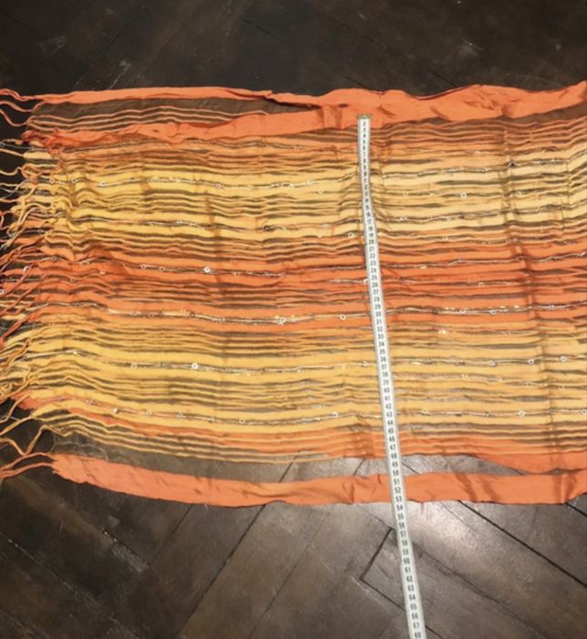 Apaszka-chusta z frędzlami