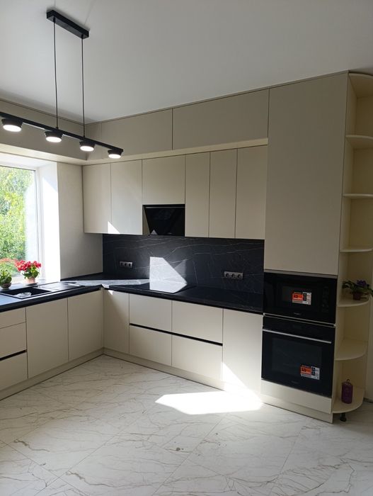 КУХНІ, шафи купе та інші корпусні меблі під замовлення