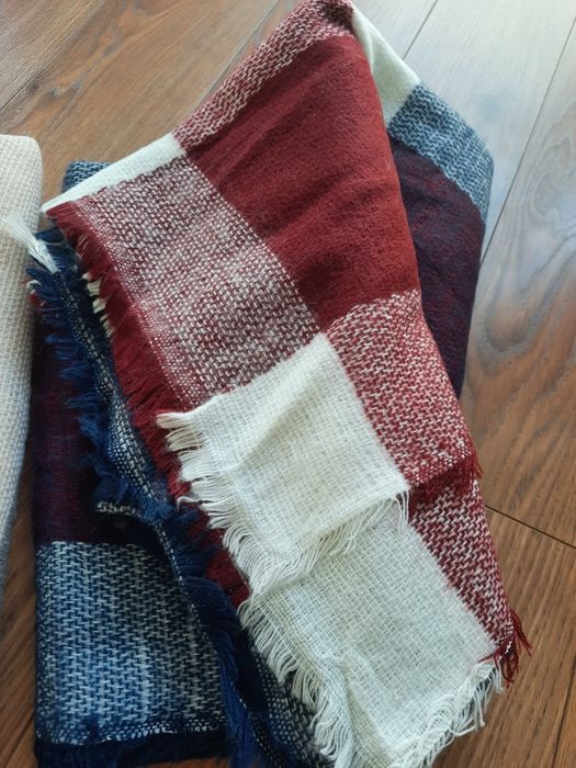 Chusty zimowe - 2 sztuki - 30 zł