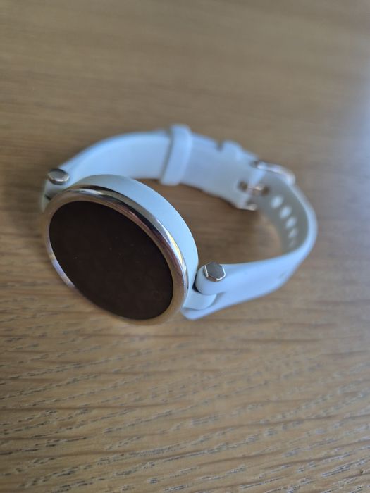 Garmin Lily Sport złoty / biały
