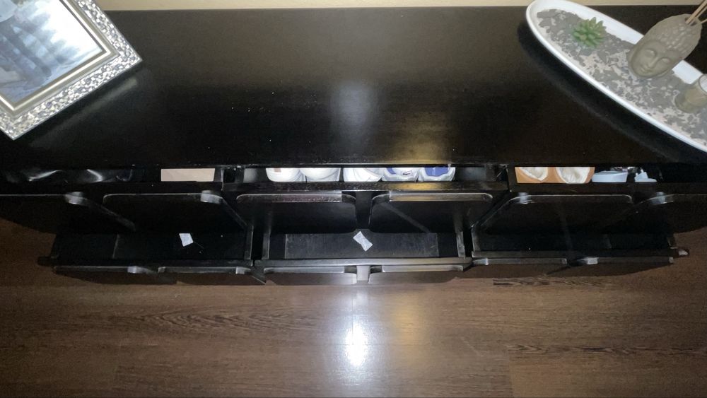 Móvel com 6 gavetas e espelho incluido