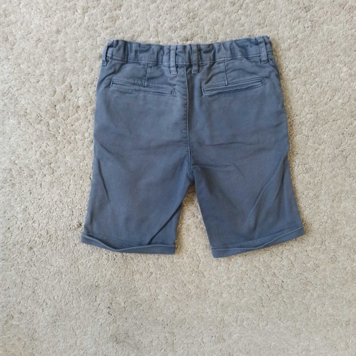 Paczka, w tym koszulka kibica w barwach narodowych, r 122/128 i 128