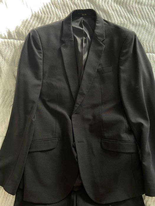 Fato Suits Inc. (cinza escuro)