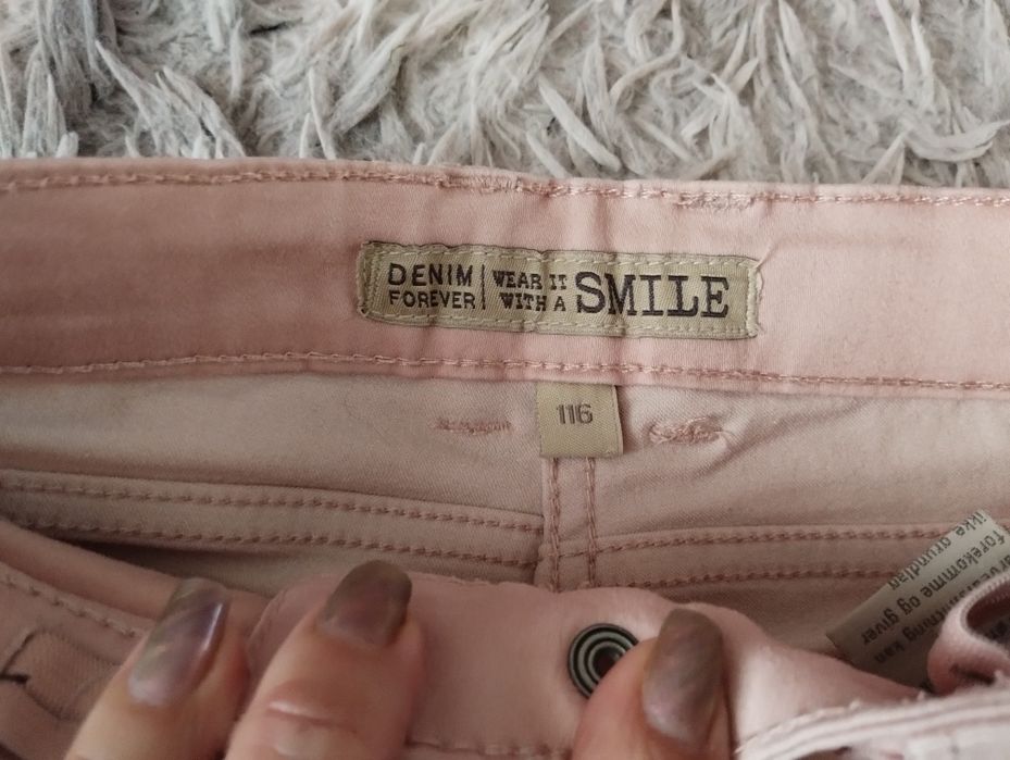 Шорты бриджи джинсовые р. 110-116 5-6 лет