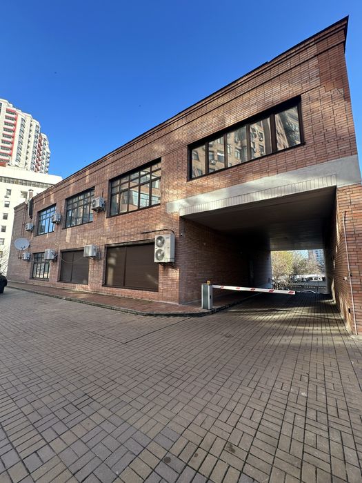 Пряма пропозиція! Продаж Будівлі. Ст. Метро Печерська.
