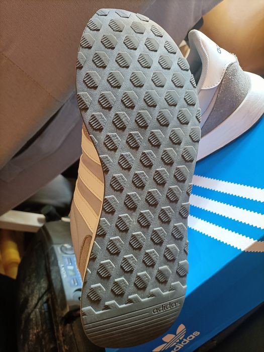 Sapatilhas/Ténis Adidas n43 e 1/3 em Bom Estado