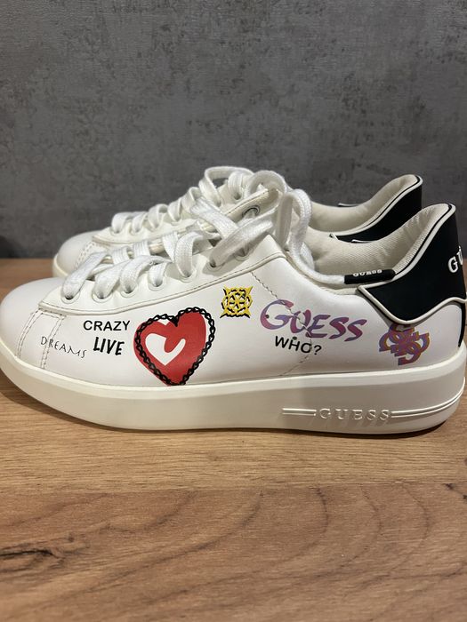 Кросівки GUESS р. 37