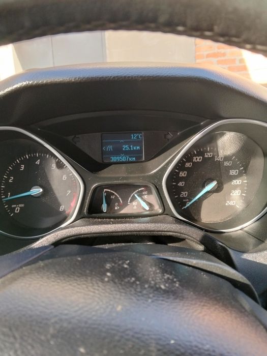 Продам Форд фокус 3