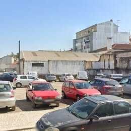 Terreno à venda no centro de Rio Maior
