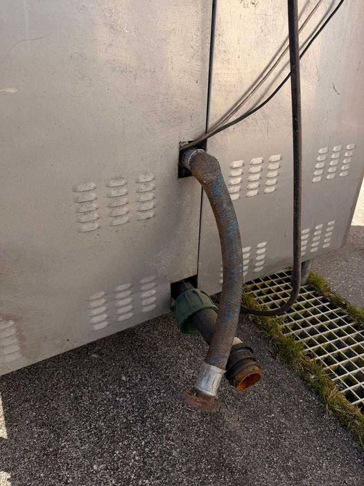 Máquina de Lavagem de Caixas Semi-Automática em Inox