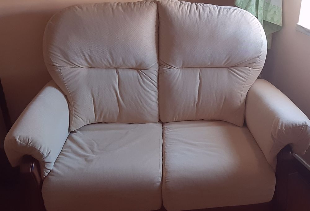 Sofás ( 2 conjuntos )