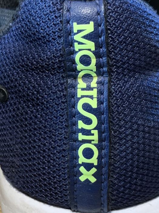 Buty Nike halówki stan bdb rozmiar 38,5